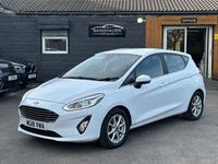 Used Ford Fiesta Titanium 100 HP (73 kW) 2018 White Hatchback
