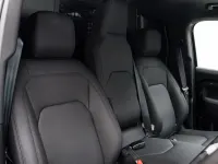 New Land Rover Defender SE Dynamic 2026 Black SUV