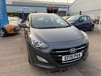 Used Hyundai i30 SE 110 HP (80 kW) 2015 Grey Estate