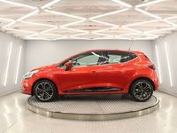 used Renault Clio IV 0.9 SIGNATURE NAV TCE 5d 89 BHP