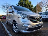Used Renault Trafic 2018 Silver MPV