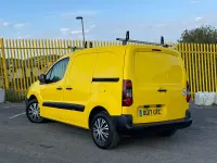 Used Citroën Berlingo 75 HP (55 kW) 2017 White MPV