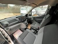 Used Nissan e-NV200 Acenta 80 kW (109 HP) 2016 White MPV