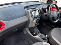 Used Toyota Aygo X-play 72 HP (52 kW) 2021 Red Hatchback