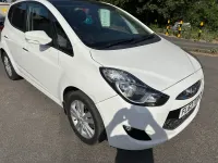 Used Hyundai ix20 Style 89 HP (65 kW) 2013 White Hatchback