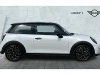 Used Mini Cooper Hatch 114 kW (156 HP) 2026 White Hatchback
