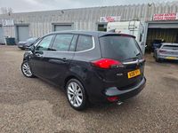 Used Vauxhall Zafira Tourer Elite 170 HP (125 kW) 2016 Black MPV
