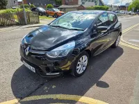 Used Renault Clio Dynamique 90 HP (66 kW) 2017 Black Hatchback