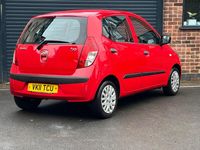 Used Hyundai i10 Classic 86 HP (63 kW) 2011 Red Hatchback