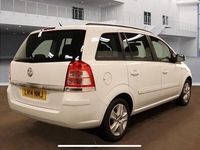 Used Vauxhall Zafira 120 HP (88 kW) 2014 White MPV