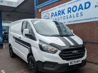 Used Ford Transit Custom 105 HP (77 kW) 2020 White Van