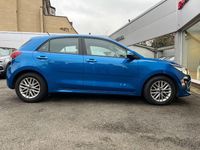 Used Kia Rio 99 HP (72 kW) 2022 Azure blue Hatchback