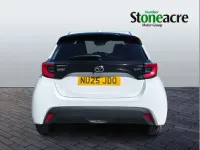 Used Toyota Yaris Design 116 HP (85 kW) 2025 White Hatchback