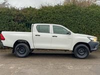 Usado Toyota HiLux Active 150 HP (110 kW) 2020 Branco Pickup