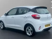 Used Hyundai i10 SE 67 HP (49 kW) 2020 White Hatchback