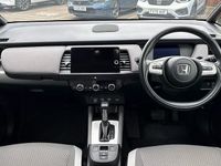 Używany Honda Jazz Hybrid 109 KM (80 kW) 2023 Szary Hatchback