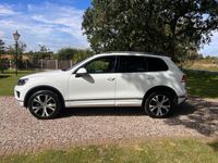 used VW Touareg 3.0 V6 R-LINE TDI BLUEMOTION TECHNOLOGY AUTOMATIC 5dr