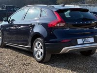 Usado Volvo V40 SE 2015 Azul Citadino