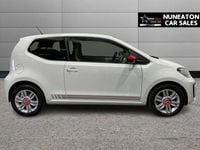 Used VW up! Beats 90 HP (66 kW) 2018 White Hatchback