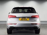 Usado Audi Q5 Design 204 CV (150 kW) 2022 Plateado SUV