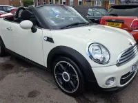 Usado Mini Cooper Cabriolet 122 HP (89 kW) 2013 Branco Cabrios