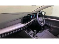 Second-hand VW Golf VIII Life 150 CP (110 kW) 2023 Albastru Hatchback