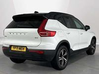 Used Volvo XC40 R-Design 194 HP (142 kW) 2022 White SUV