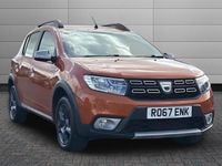 Begagnad Dacia Sandero Stepway 90 HK (66 kW) 2017 Orange Halvkombi
