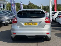 Used Ford Focus Zetec 116 HP (85 kW) 2013 Silver Hatchback