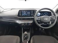 Used Hyundai i20 Advanced 100 HP (73 kW) 2023 Grey Hatchback