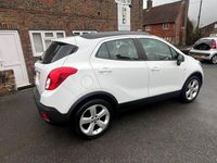 Used Vauxhall Mokka S 115 HP (84 kW) 2015 White SUV