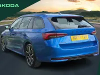 Usado Skoda Octavia SportLine 147 CV (108 kW) 2025 Azul Familiar