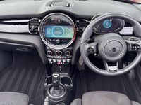 Used Mini Cooper Sport 134 HP (98 kW) 2024 Red Hatchback