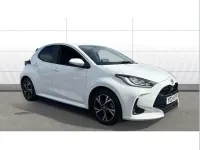 Used Toyota Yaris Design 113 HP (83 kW) 2024 White Hatchback