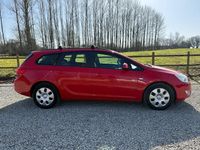 Second-hand Vauxhall Astra 95 CP (69 kW) 2012 Roșu Break