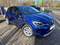 Second-hand Renault Captur Iconic 143 CP (105 kW) 2022 Albastru SUV
