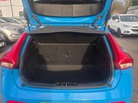 Used Volvo V40 R-Design 118 HP (86 kW) 2014 Blue Hatchback