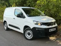 Used Peugeot Partner 131 HP (96 kW) 2023 White MPV