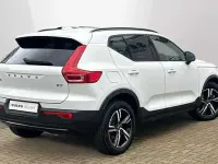 Usado Volvo XC40 Plus 161 HP (118 kW) 2024 SUV