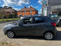 Usado Ford Ka Plus Zetec 85 HP (62 kW) 2019 Cinzento Citadino