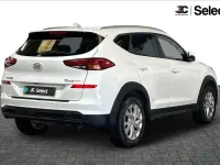 Used Hyundai Tucson SE 129 HP (94 kW) 2020 White SUV