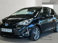 Used Toyota Yaris 100 HP (73 kW) 2020 Black Hatchback