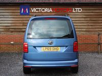 Begagnad VW Caddy Maxi Life 122 HK (89 kW) 2020 Blå Minibuss