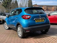 Used Renault Captur Dynamique 90 HP (66 kW) 2016 SUV