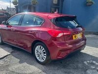 Usado Ford Focus Titanium 125 HP (91 kW) 2021 Vermelho Citadino