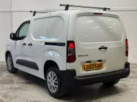 Used Citroën Berlingo 100 HP (73 kW) 2022 White MPV