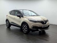 Used Renault Captur GT-Line 90 HP (66 kW) 2018 Cream/black SUV