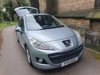 Used Peugeot 207 Active 92 HP (67 kW) 2011 Blue Hatchback