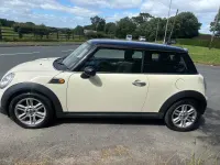Used Mini Cooper D Hatch 112 HP (82 kW) 2012 White Hatchback