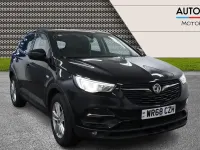 Used Vauxhall Grandland X 130 HP (95 kW) 2018 Black SUV